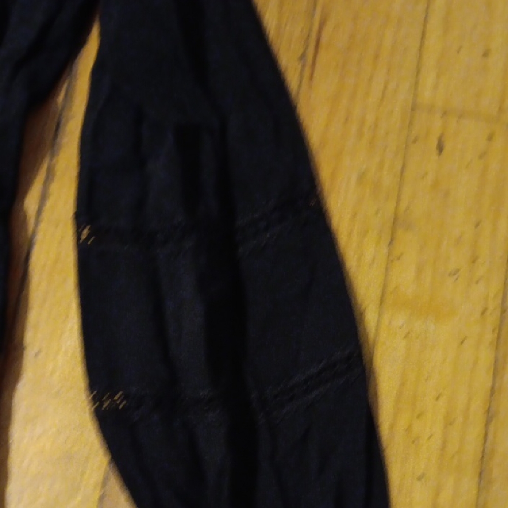Theory Black Smocked Blouse - Picture 4 of 4